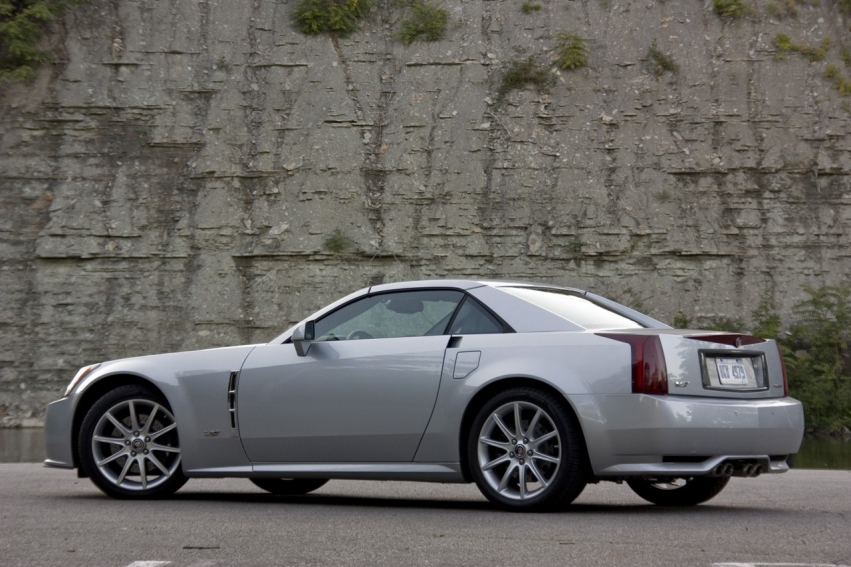 Авто обои Cadillac Cadillac XLR-V 2009