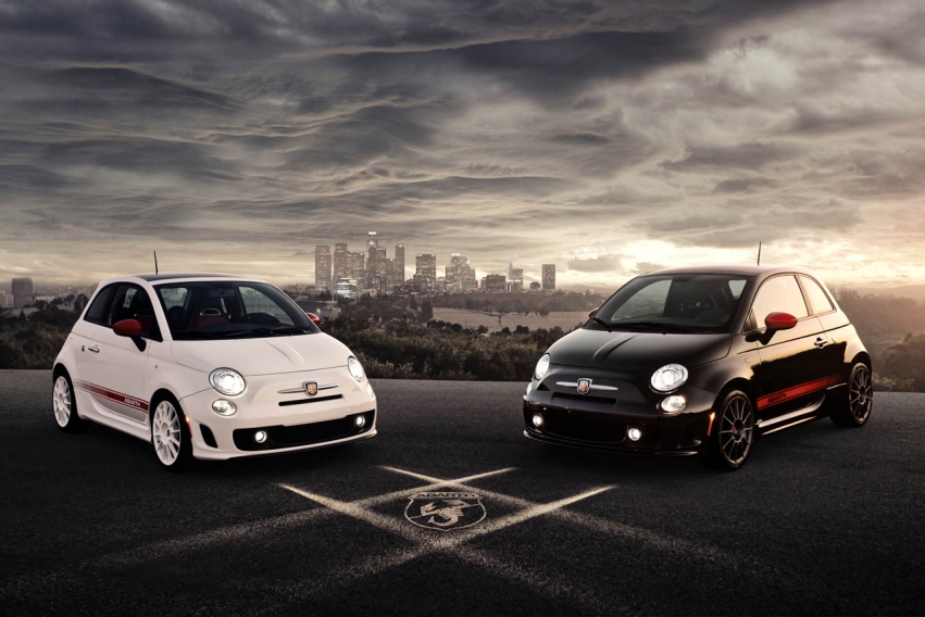 Авто обои Fiat 500 Abarth 2012