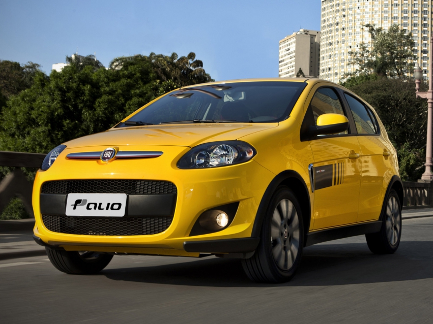 Авто обои Fiat Palio Hatchback 2011 