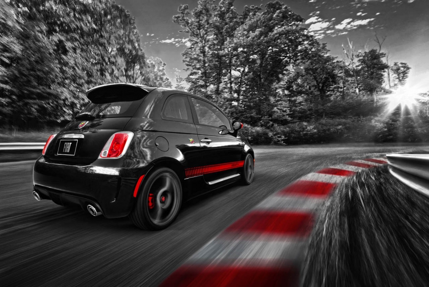 Авто обои Fiat 500 Abarth 2012