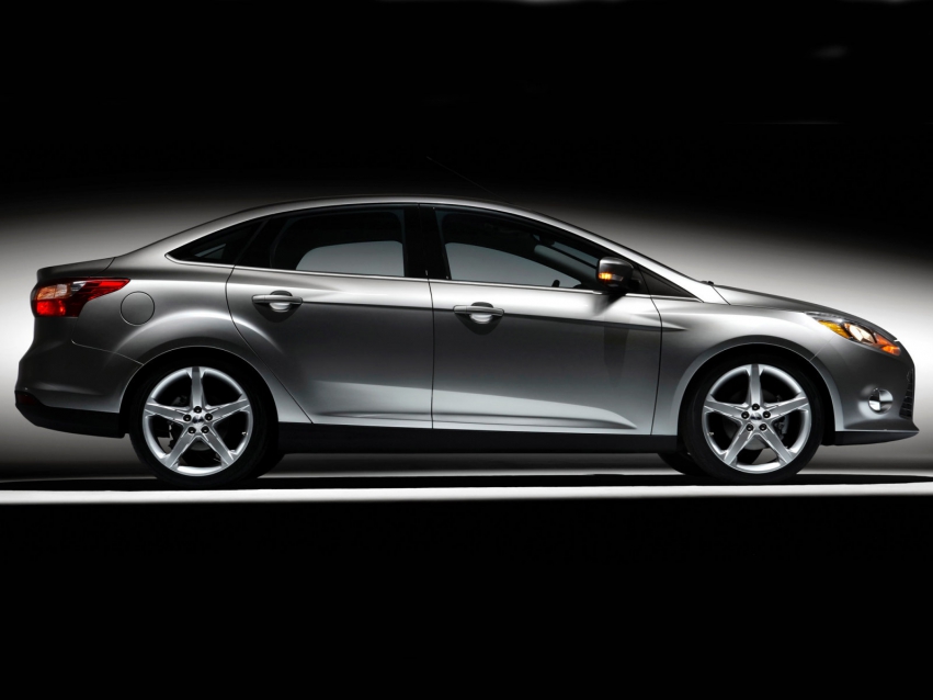 Авто обои Ford Focus Sedan 2010