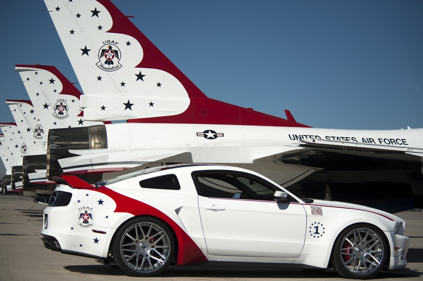 Авто обои Ford Mustang GT USAF Thunderbirds Edition 2014