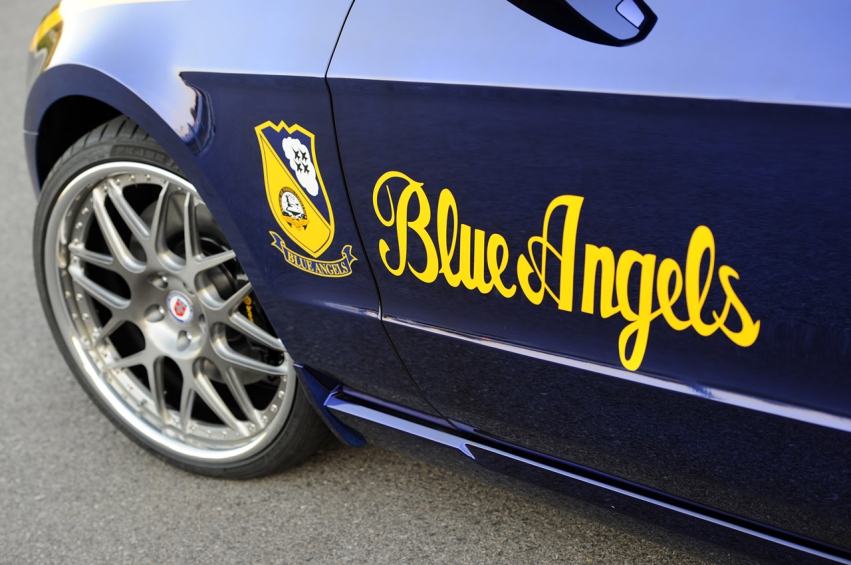 Авто обои Ford Mustang GT Blue Angels