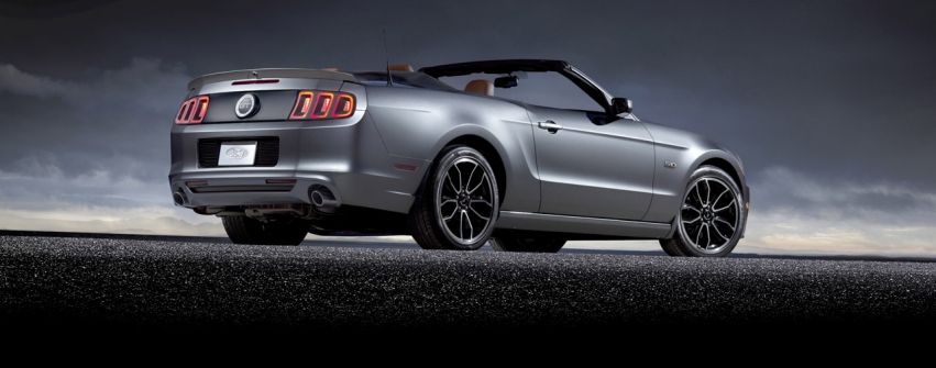 Авто обои Ford Mustang 2013