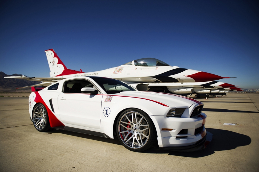 Авто обои Ford Mustang GT USAF Thunderbirds Edition 2014