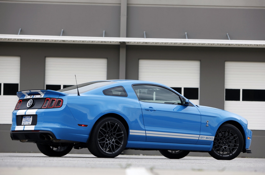 Авто обои Ford Mustang Shelby GT500 2013