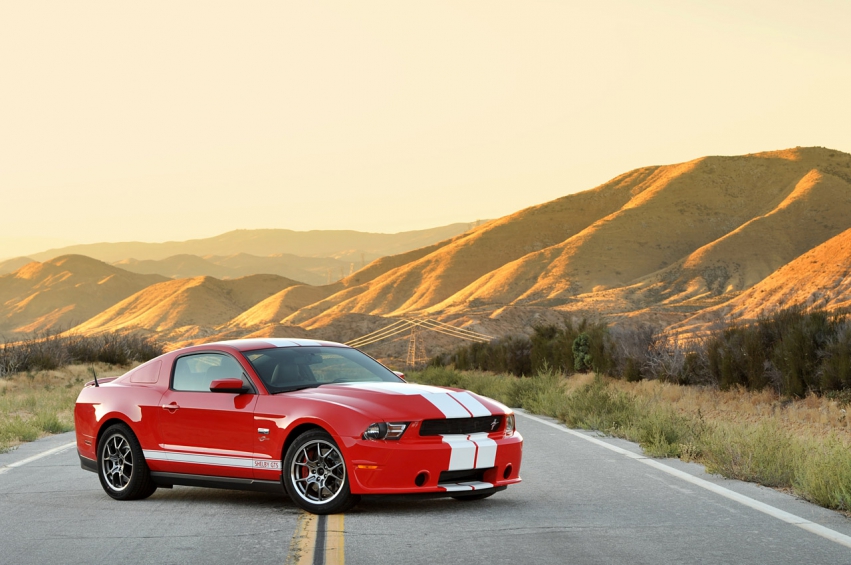 Авто обои Ford Shelby gts 2012