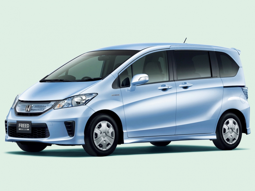 Авто обои Honda Freed Minivan 2011