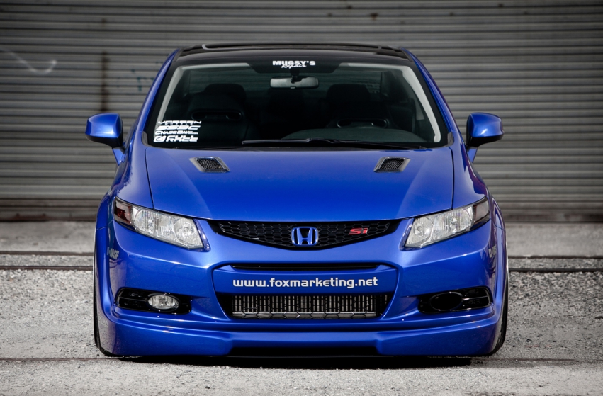 Авто обои Honda Civic 2012