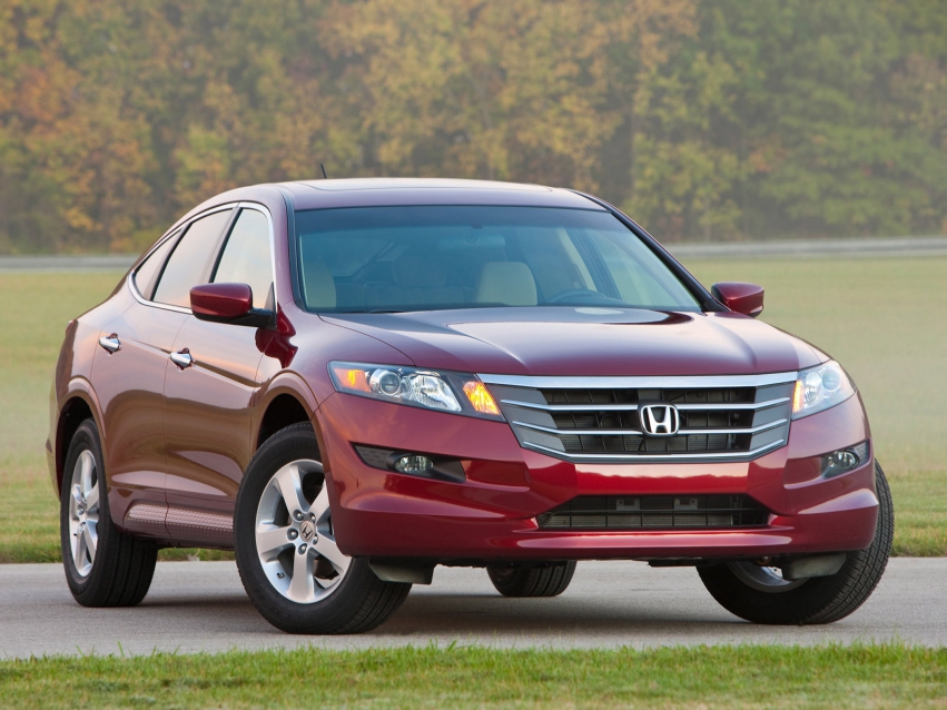 Авто обои Honda Accord Crosstour 2010