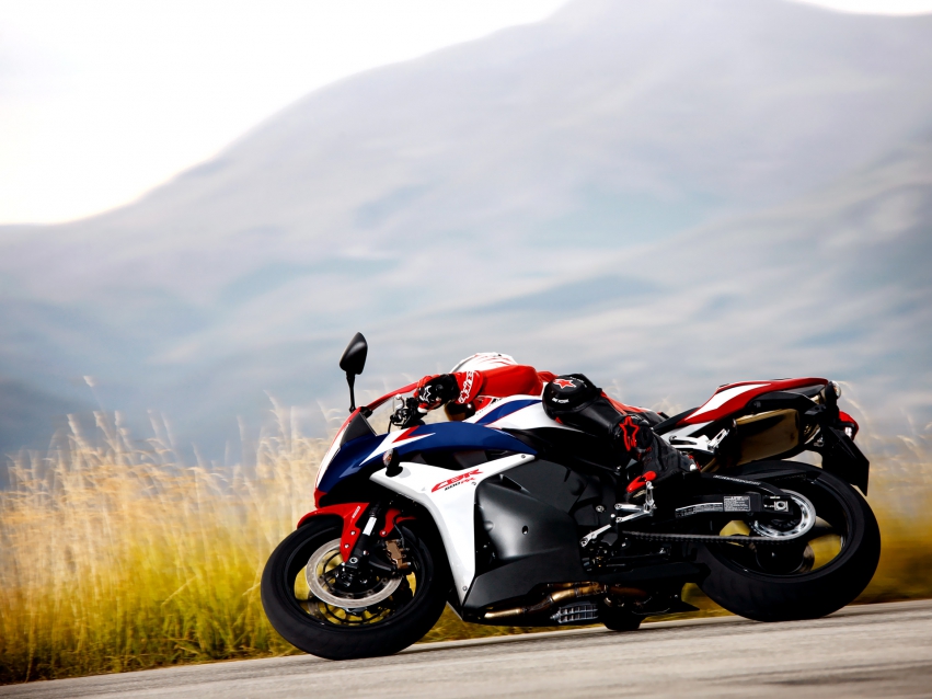 Мото обои Honda CBR 600 RR 2010