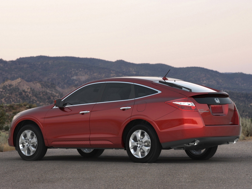 Авто обои Honda Accord Crosstour 2010