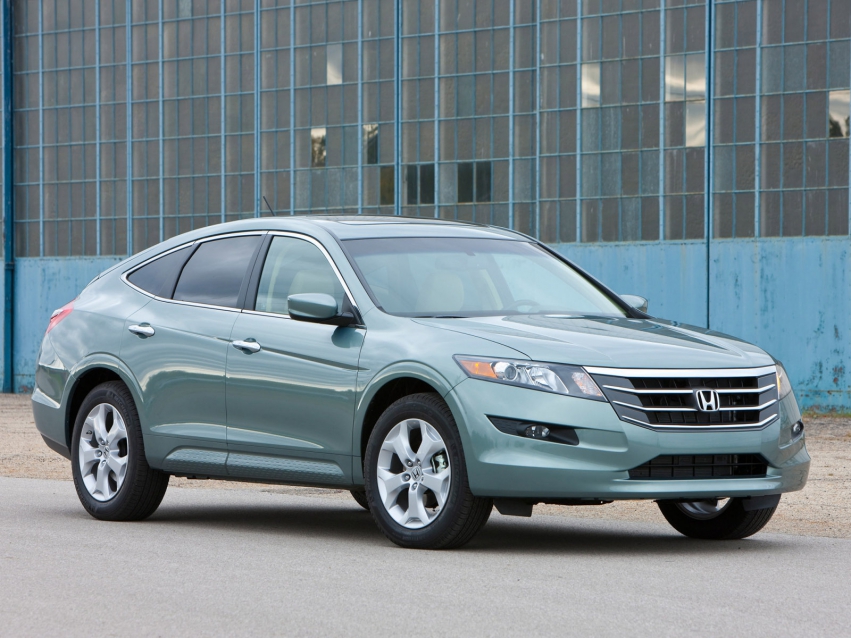 Авто обои Honda Accord Crosstour 2010