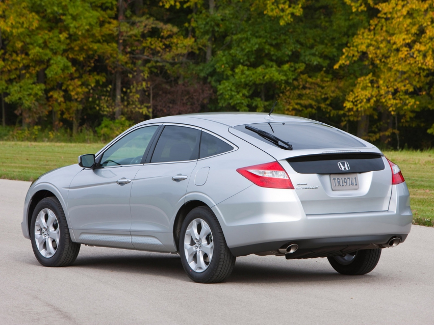 Авто обои Honda Accord Crosstour 2010