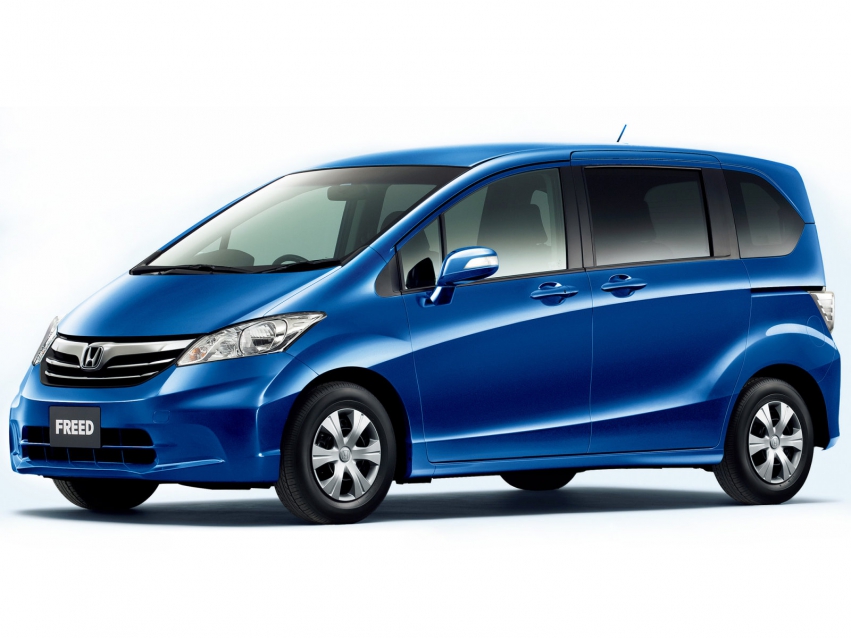 Авто обои Honda Freed Minivan 2011