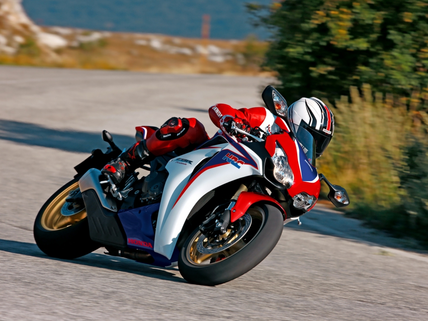 Мото обои Honda CBR 1000 RR Fireblade 2010