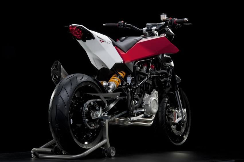 Мото обои Husqvarna Nuda 900R