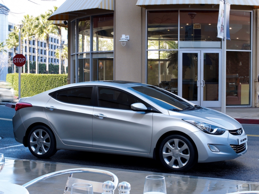 Авто обои Hyundai Elantra Sedan 2011