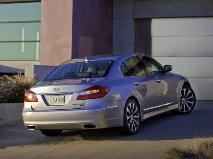 Авто обои Hyundai Genesis Sedan 2011