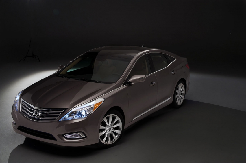 Авто обои Hyundai Azera 2013