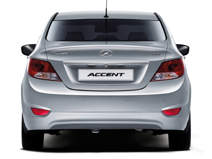 Авто обои Hyundai Accent Sedan 2010