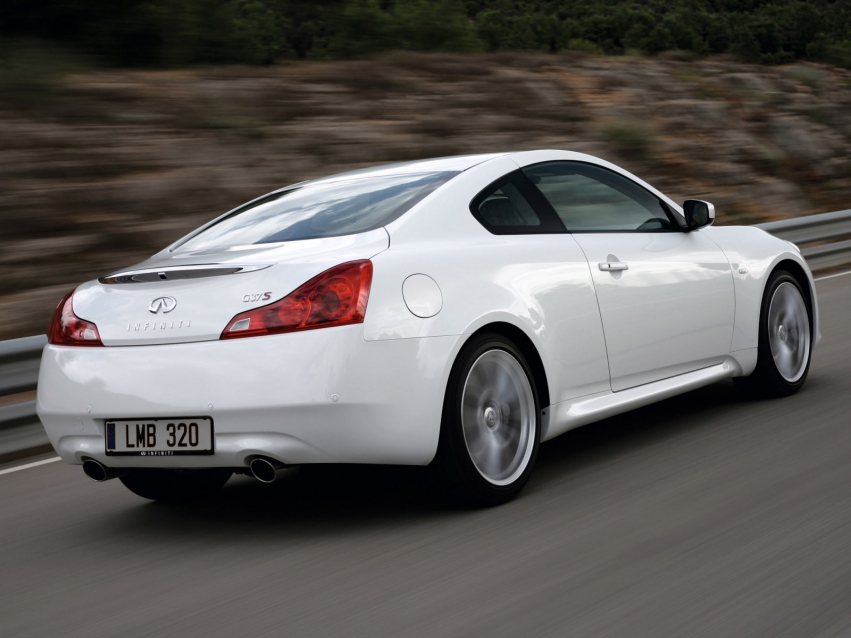 Авто обои Infiniti G37 Coupe 2010