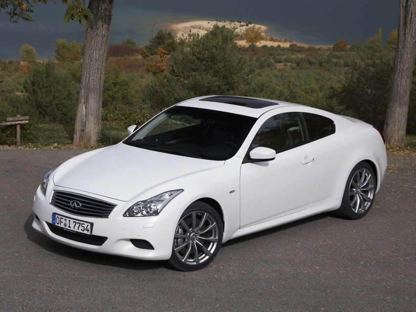 Авто обои Infiniti G37 Coupe 2010