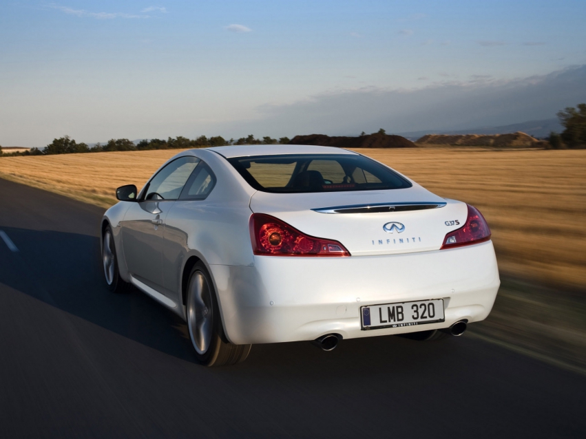 Авто обои Infiniti G37 Coupe 2010