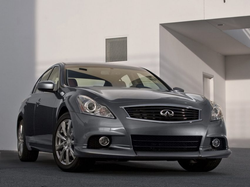 Авто обои Infiniti G37 Sedan 2010