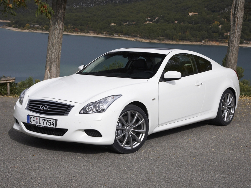 Авто обои Infiniti G37 Coupe 2010