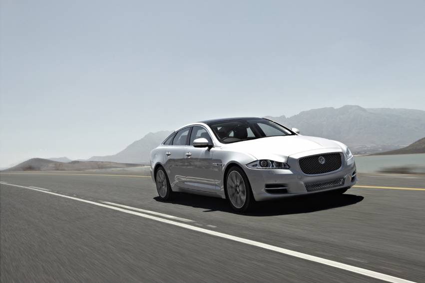 Авто обои Jaguar XJ