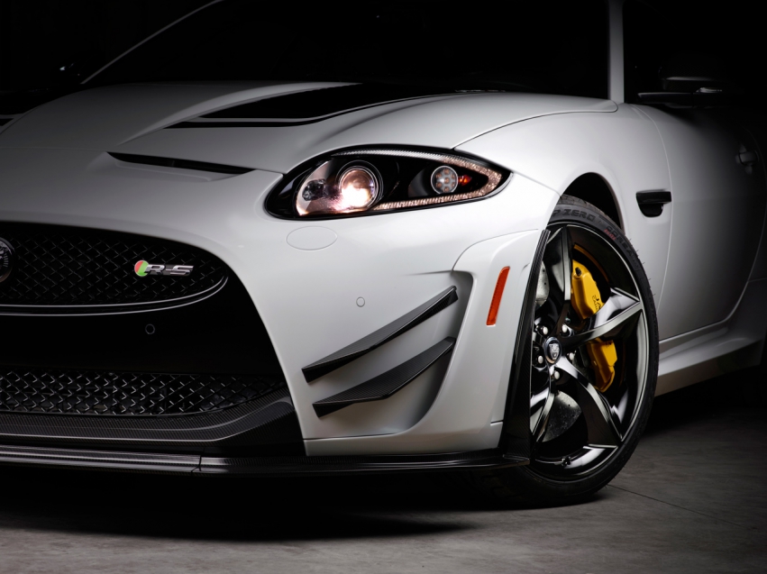 Авто обои Jaguar XKR-S GT 2014