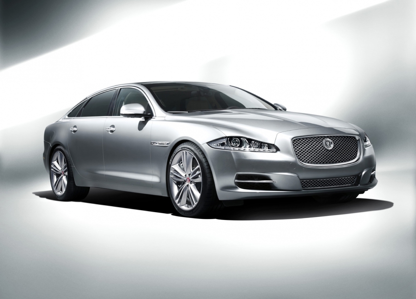 Авто обои Jaguar XJ