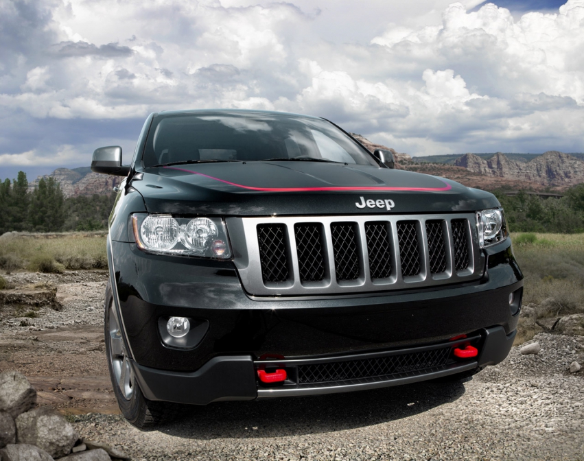 Авто обои Jeep Grand Cherokee Trailhawk 2013