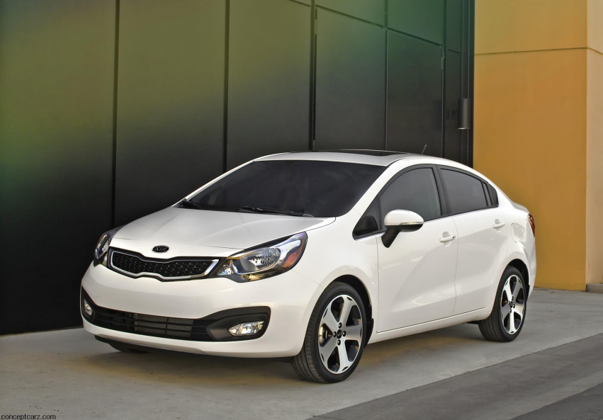 Авто обои Kia Rio 2012