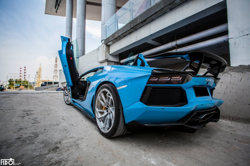 Авто обои Lamborghini Aventador 2013 by Premier Autowerkz