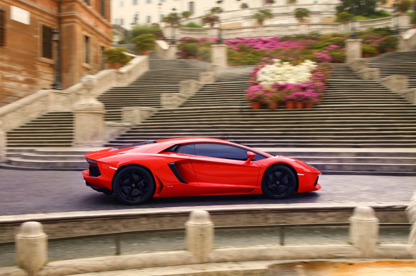 Авто обои Lamborghini Aventador LP700-4 2012