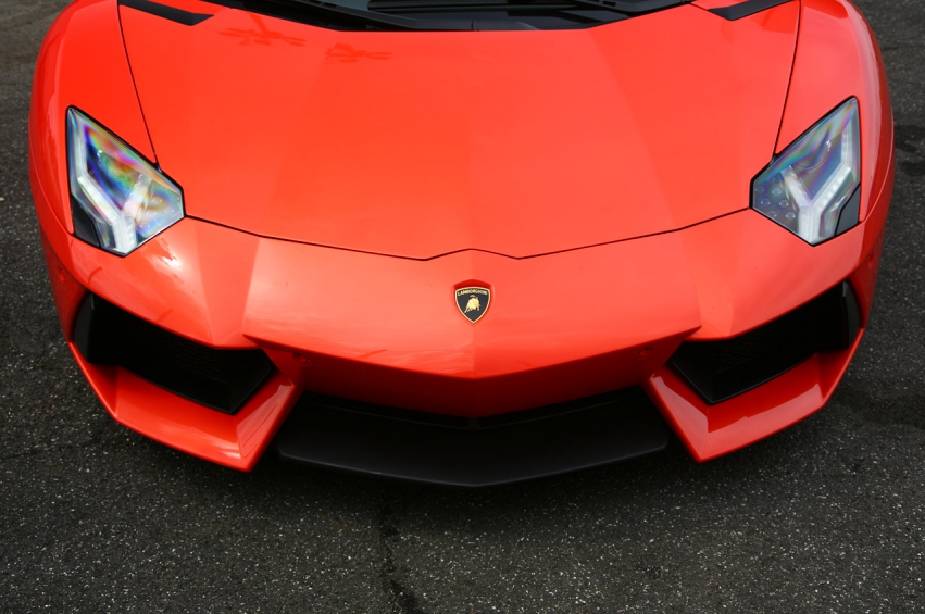 Авто обои Lamborghini Aventador LP700-4 2012