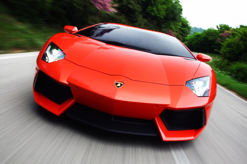 Авто обои Lamborghini Aventador LP700-4 2012