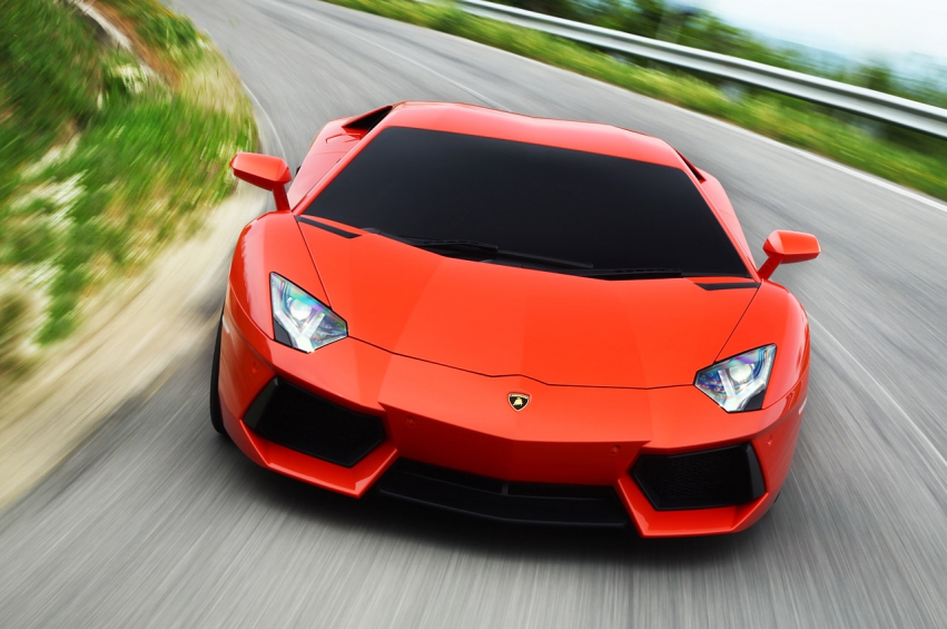 Авто обои Lamborghini Aventador LP700-4 2012