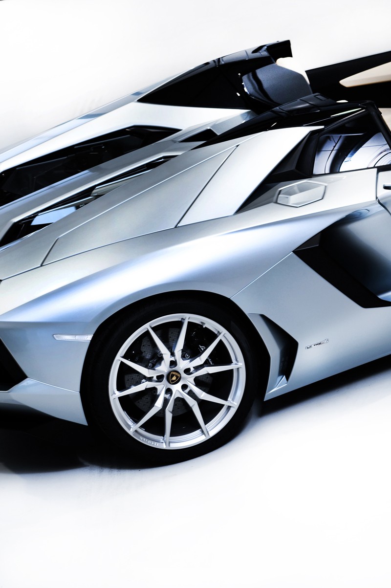 Авто обои Lamborghini Aventador LP700-4 Roadster 2012