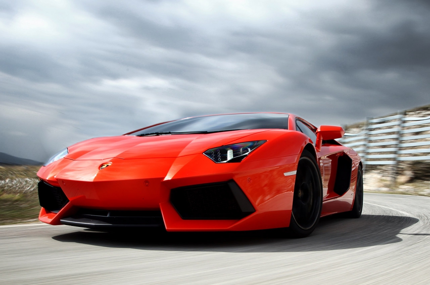 Авто обои Lamborghini Aventador LP700-4 2012