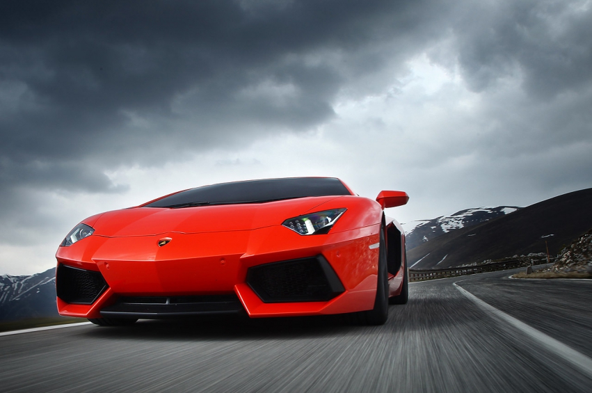 Авто обои Lamborghini Aventador LP700-4 2012