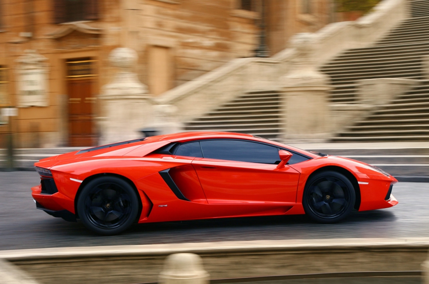 Авто обои Lamborghini Aventador LP700-4 2012