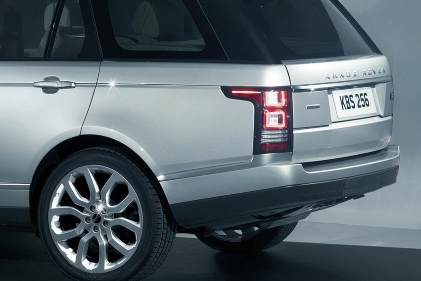 Авто обои Land Rover Range Rover 2013