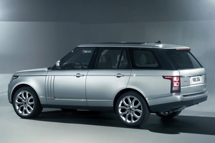 Авто обои Land Rover Range Rover 2013