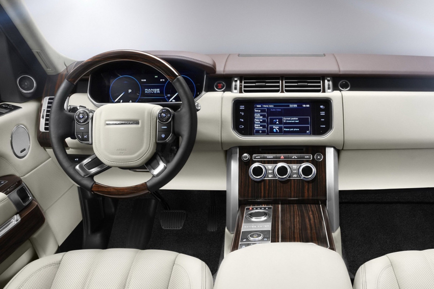 Авто обои Land Rover Range Rover 2013