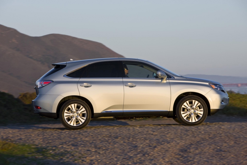 Авто обои Lexus RX 450h 2012