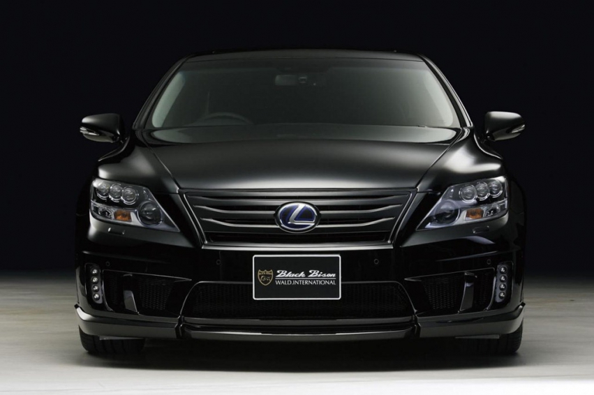 Авто обои Lexus LS600h Black Bison Edition Wald International