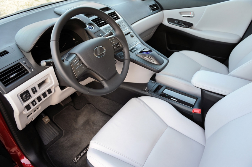 Авто обои Lexus HS250 Hreview 2010